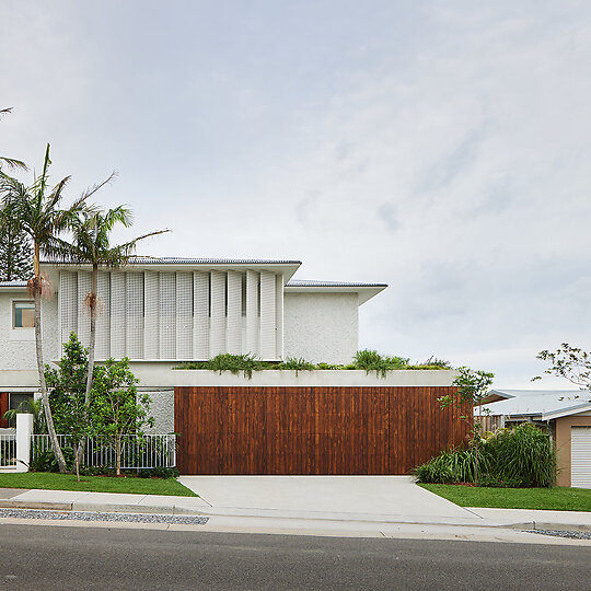 Interior photograph of Long Reef House by Clinton Weaver