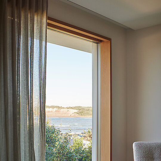 Interior photograph of Long Reef House by Clinton Weaver