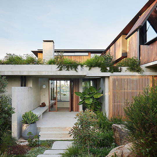 Interior photograph of Castlecrag Courtyard by Clinton Weaver