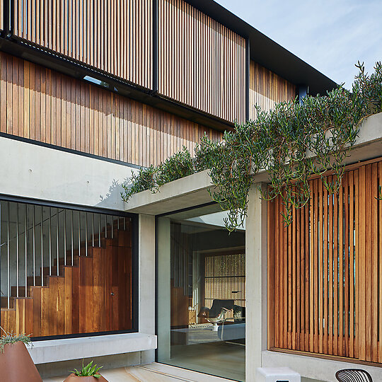 Interior photograph of Castlecrag Courtyard by Clinton Weaver