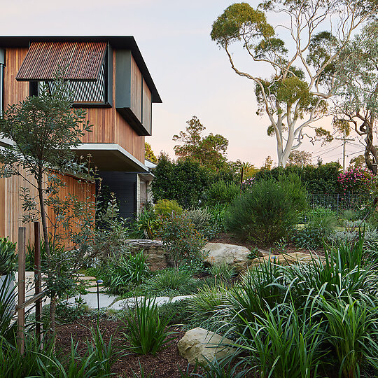 Interior photograph of Castlecrag Courtyard by Clinton Weaver