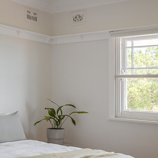 Interior photograph of Balmoral Apartment by Katherine Lu