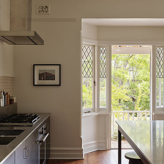 Interior photograph of Six Chimney House by CFJ