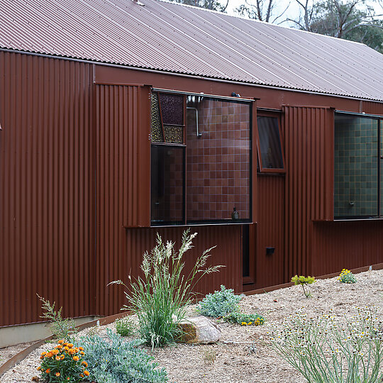 Interior photograph of Ochre House by Anne Stroud