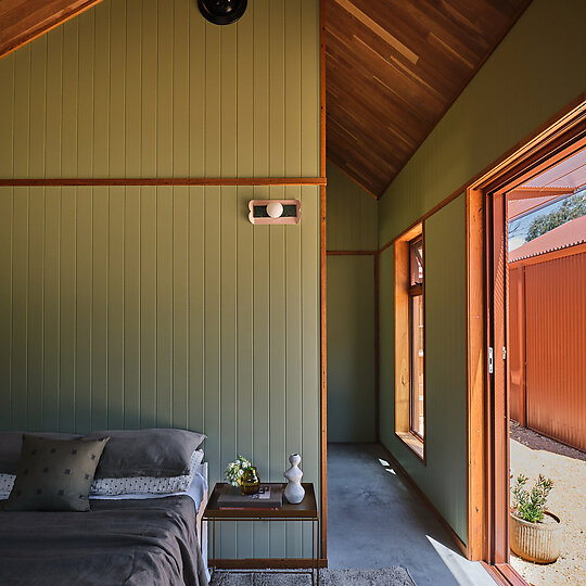 Interior photograph of Ochre House by Anne Stroud