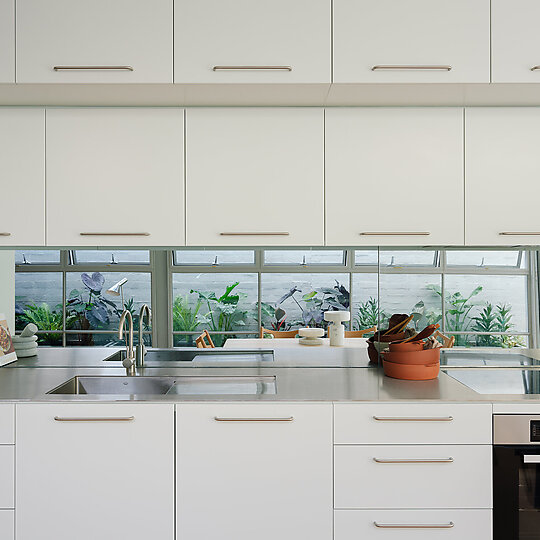 Interior photograph of Hugo's House by Clinton Weaver