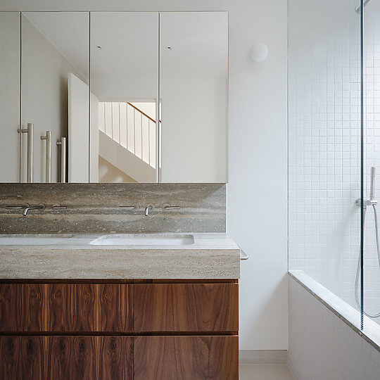 Interior photograph of House in Surry Hills II by Hamish McIntosh