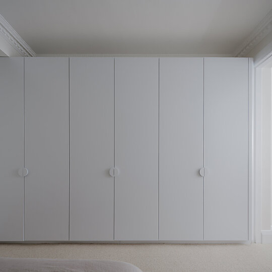 Interior photograph of Onslow Gardens Apartment by Hamish McIntosh