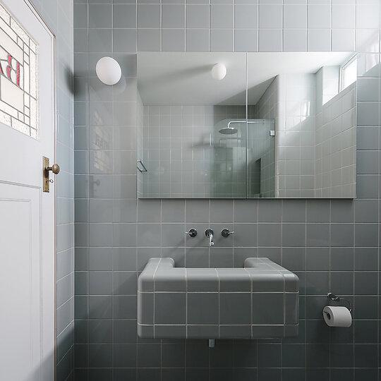 Interior photograph of Onslow Gardens Apartment by Hamish McIntosh