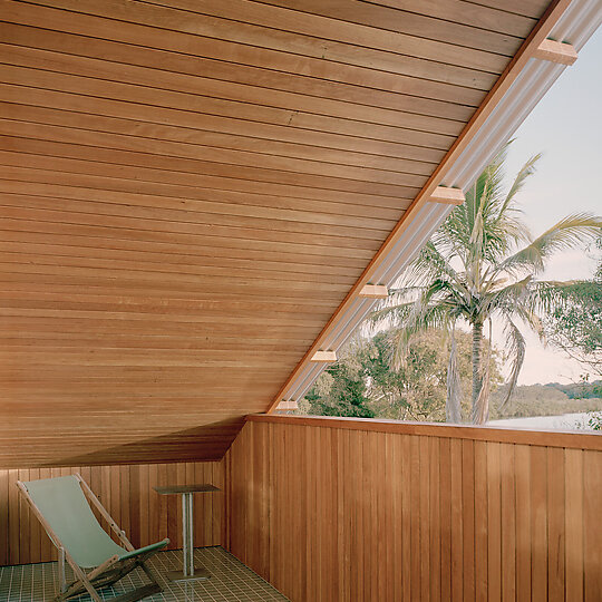 Interior photograph of High Tide House by Rory Gardiner