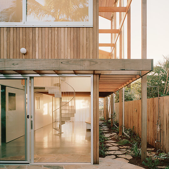 Interior photograph of High Tide House by Rory Gardiner