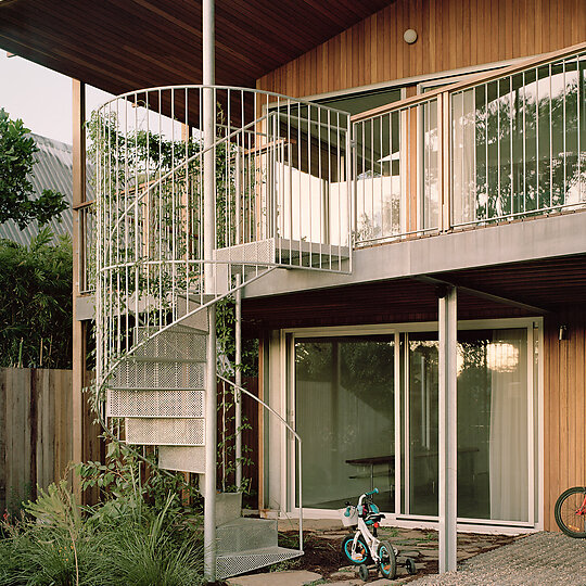 Interior photograph of High Tide House by Rory Gardiner