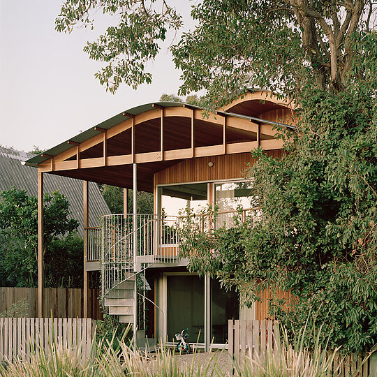 Interior photograph of High Tide House by Rory Gardiner
