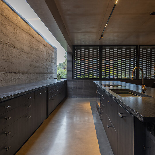 Interior photograph of Karijini House by Alana Blowfield