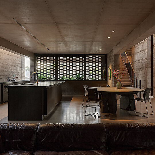 Interior photograph of Karijini House by Jack Lovel