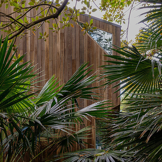 Interior photograph of Wombarra House by Josh McGuigan