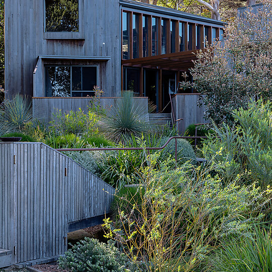 Interior photograph of Wombarra House by Josh McGuigan