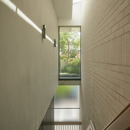 Interior photograph of Brighton Apartment by Alex Reinders