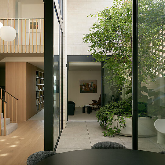 Interior photograph of Brighton Apartment by Alex Reinders