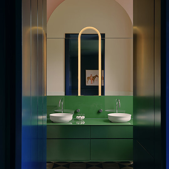 Interior photograph of Yarraville Peak by Tom Ross