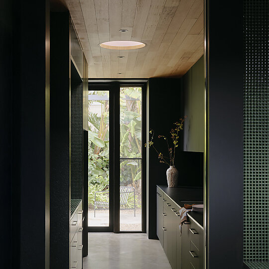 Interior photograph of Yarraville Peak by Tom Ross