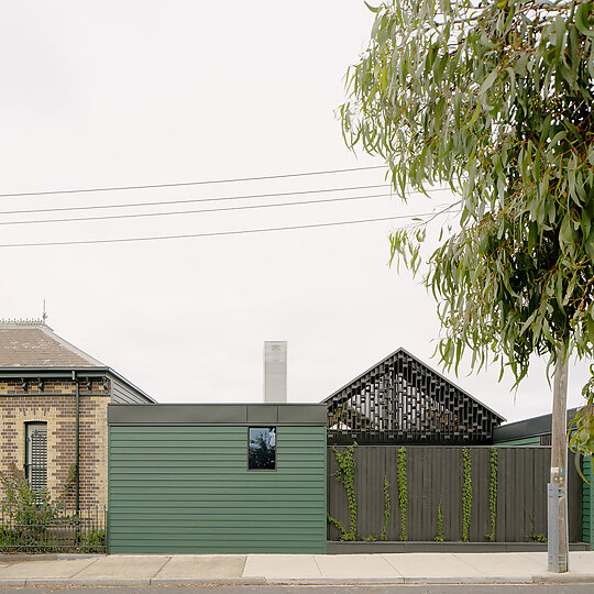 Interior photograph of Yarraville Peak by Tom Ross