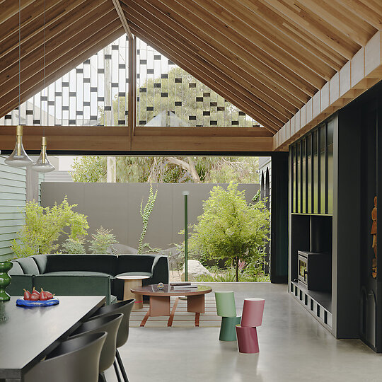 Interior photograph of Yarraville Peak by Tom Ross