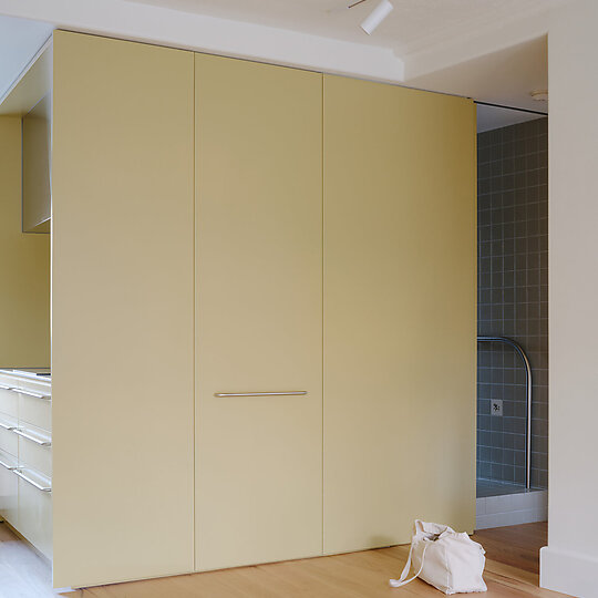 Interior photograph of Caringal: A Flat for an Artist by Hamish McIntosh