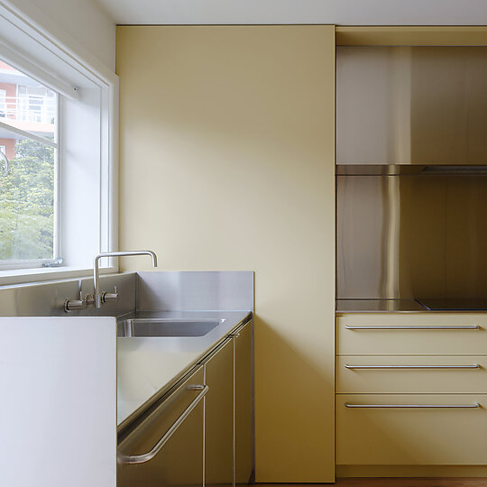 Interior photograph of Caringal: A Flat for an Artist by Hamish McIntosh