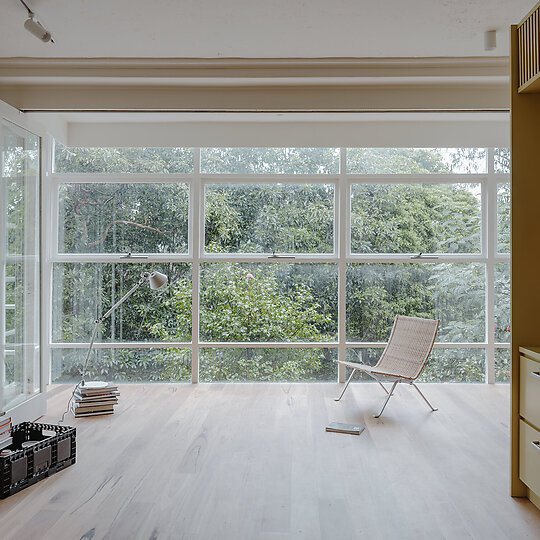 Interior photograph of Caringal: A Flat for an Artist by Hamish McIntosh