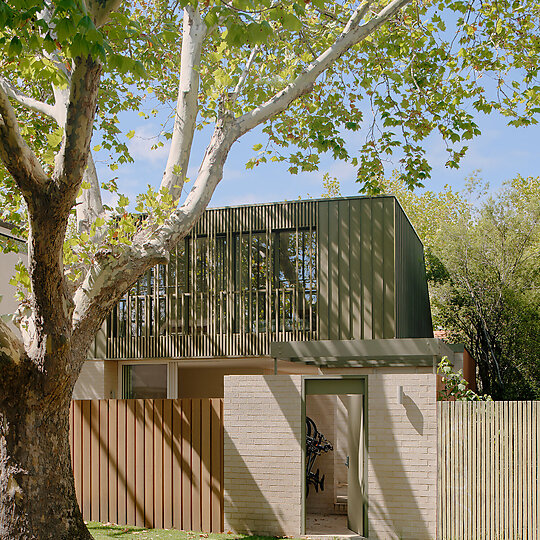 Interior photograph of Plane Tree House by Tom Ross