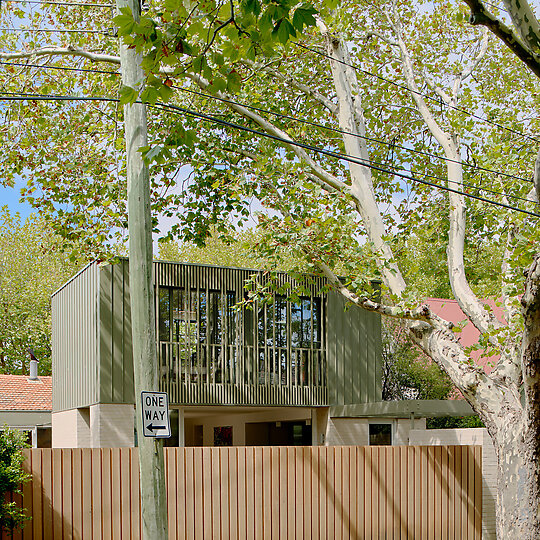 Interior photograph of Plane Tree House by Tom Ross