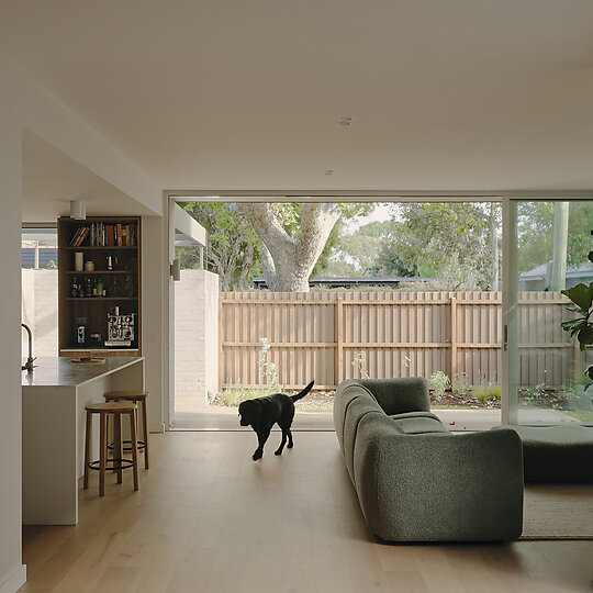 Interior photograph of Plane Tree House by Tom Ross