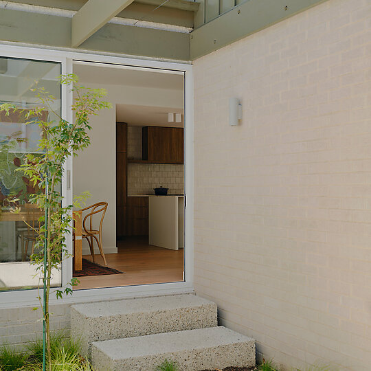 Interior photograph of Plane Tree House by Tom Ross
