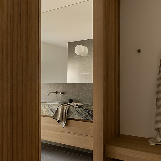 Interior photograph of Horizon House by Timothy Kaye