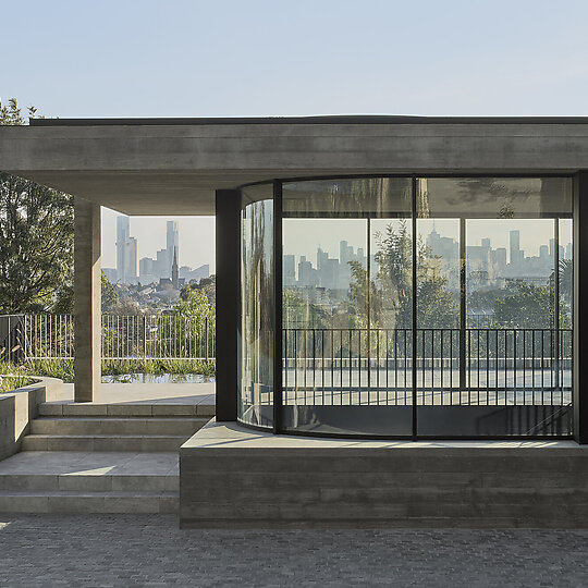 Interior photograph of Coppin Residence by Peter Clarke