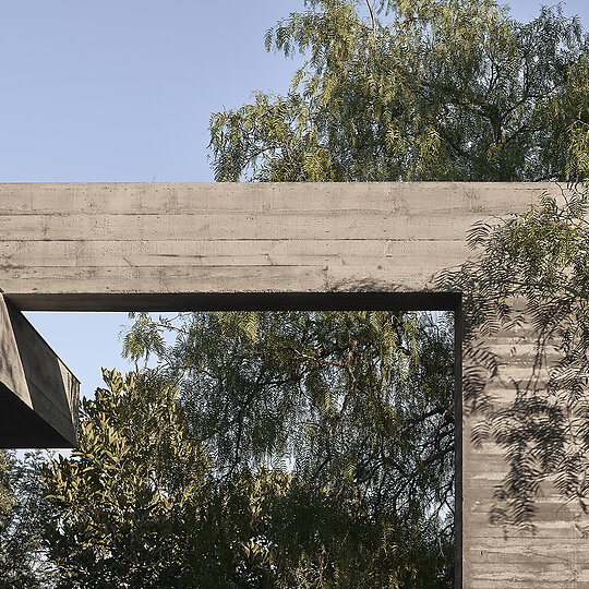 Interior photograph of Coppin Residence by Peter Clarke