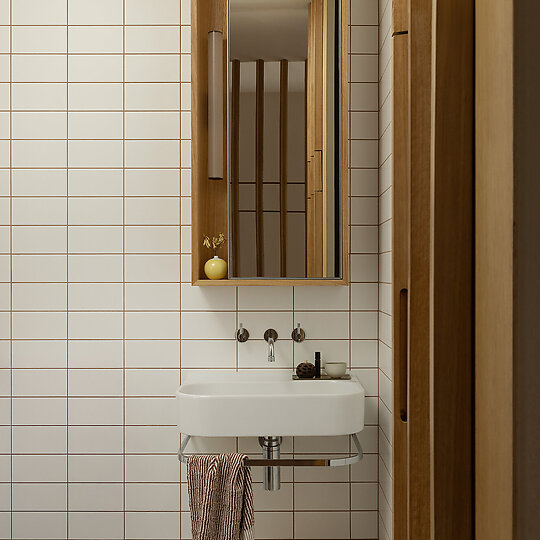 Interior photograph of Oval House by Timothy Kaye
