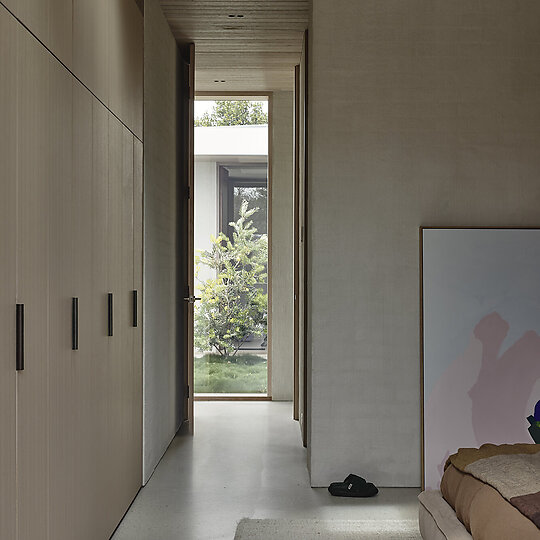 Interior photograph of Coastal House by Derek Swalwell