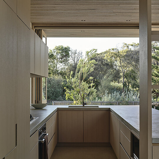 Interior photograph of Coastal House by Derek Swalwell