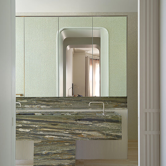 Interior photograph of Hopetoun Residence by Sean Fennessy