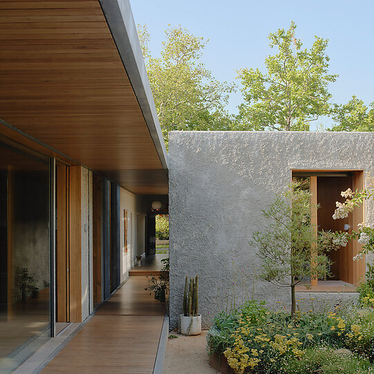 Interior photograph of Harvest House by Tom Ross