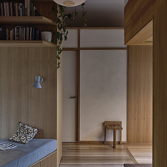 Interior photograph of Park St House by Derek Swalwell