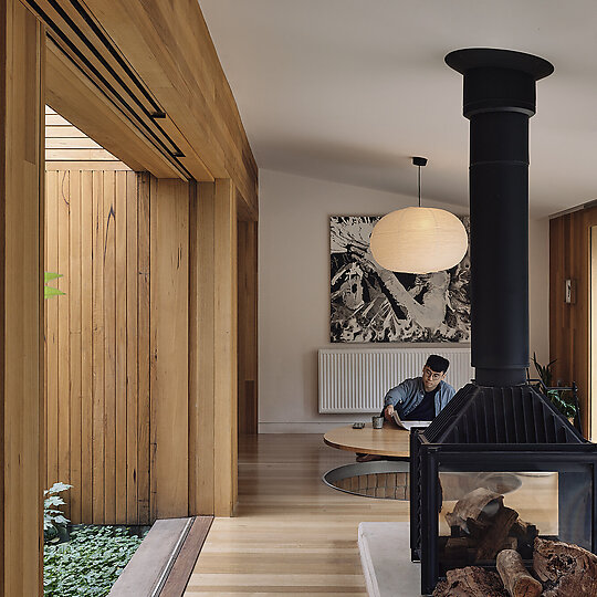 Interior photograph of Park St House by Derek Swalwell