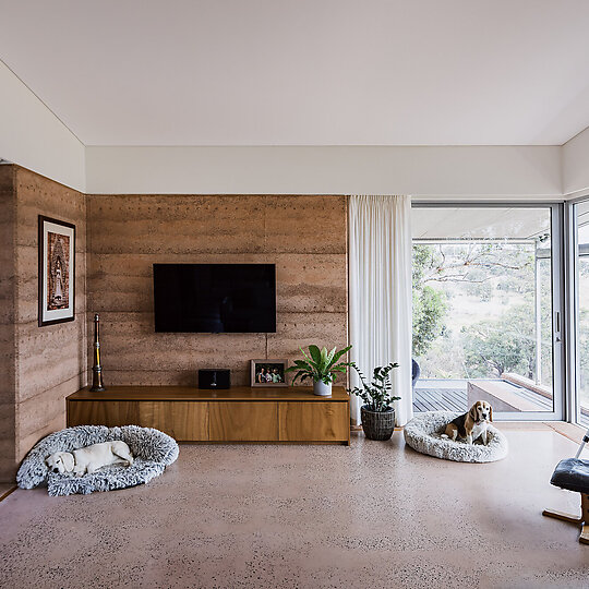 Interior photograph of Rapid Close House by Nicholas Putrasia