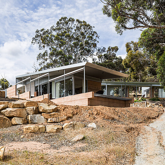 Interior photograph of Rapid Close House by Nicholas Putrasia