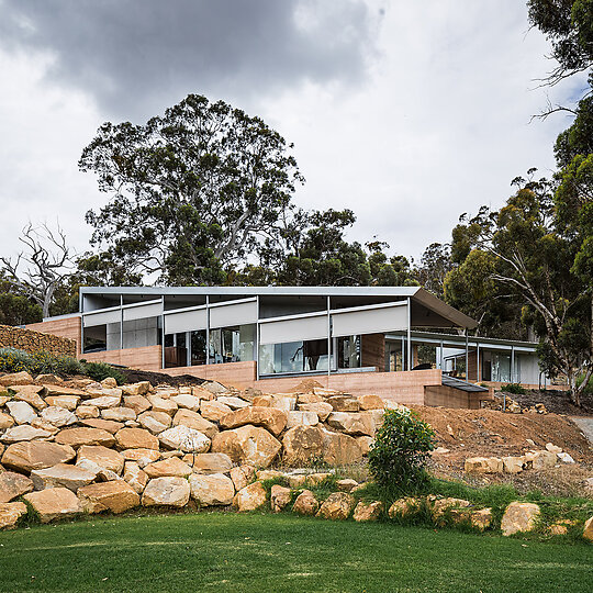 Interior photograph of Rapid Close House by Nicholas Putrasia