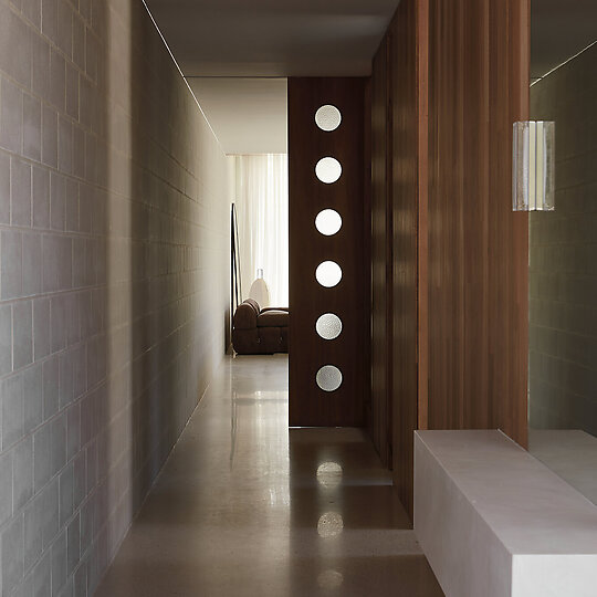 Interior photograph of 69 Mitchell St by Rubin Utama