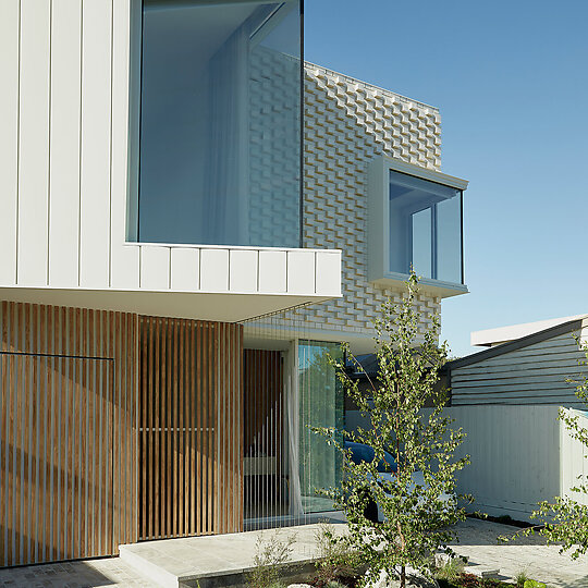 Interior photograph of 69 Mitchell St by Rubin Utama