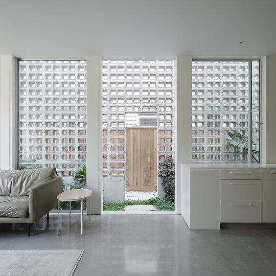 Interior photograph of Bondi Breeze by Hamish McIntosh